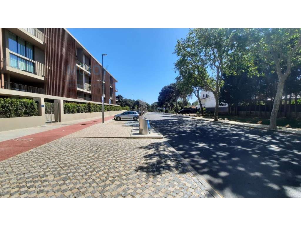 Fantástico Apartamento T2 para Venda no Bairro do Rosário em Cascais-32