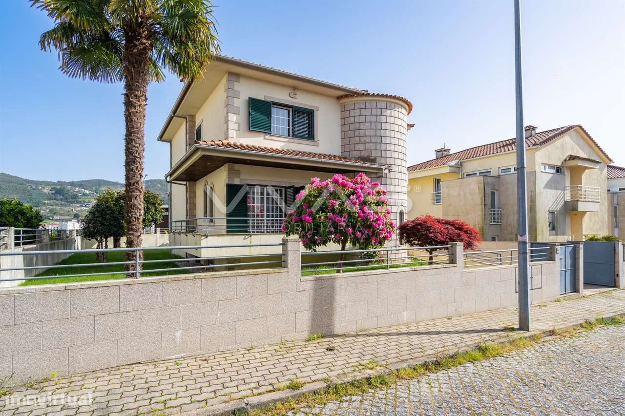 Moradia T3+1 Venda em Gualtar,Braga-10