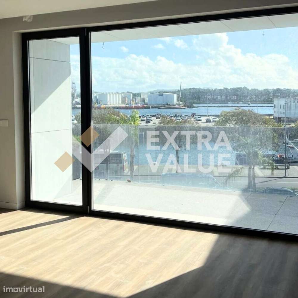 Apartamento T3 Venda em Viana do Castelo (Santa Maria Maior e Monserra-12