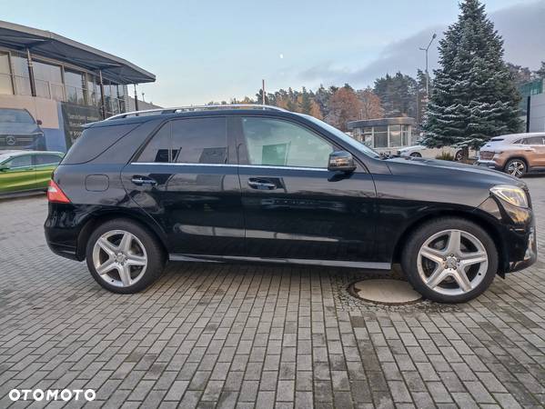 Mercedes-Benz ML 350 BlueTec 4-Matic - 2