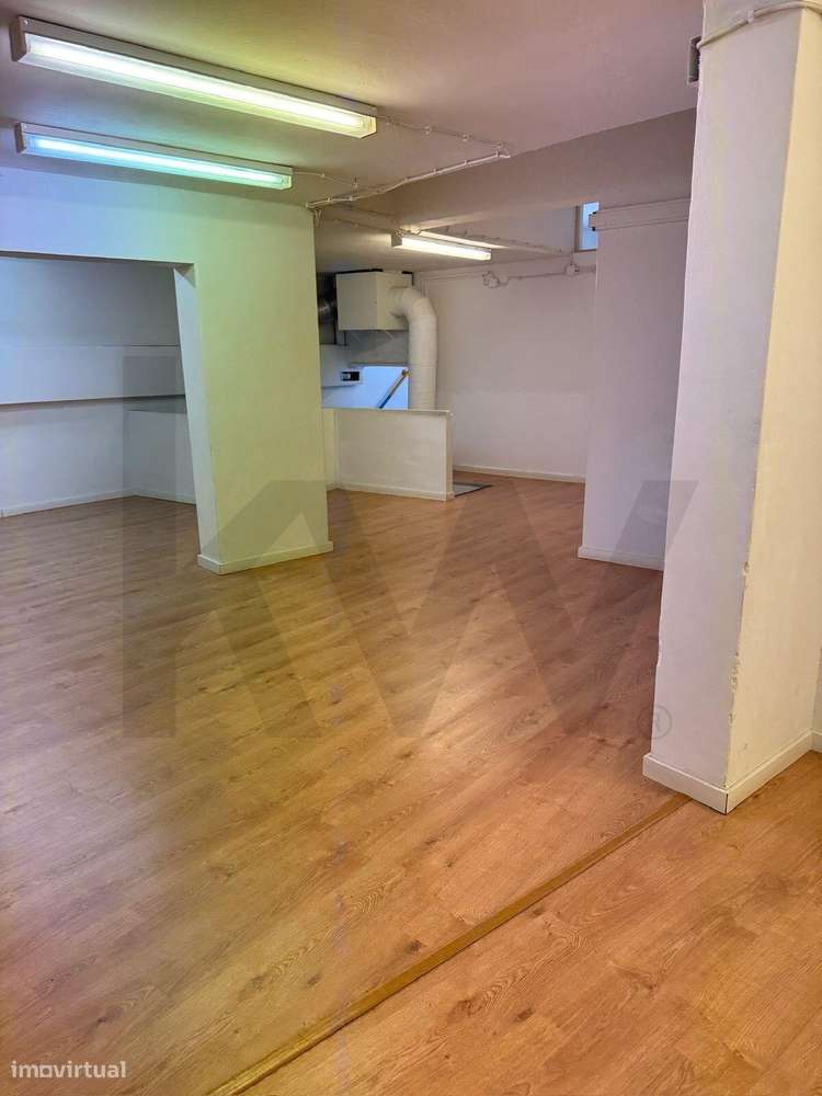 Espaço Comercial para Arrendamento – Campo de Ourique - Grande imagem: 3/51