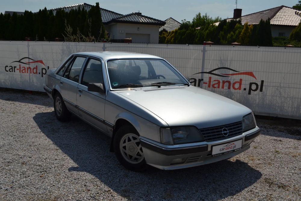 Opel Senator 3.0i CD 1986