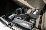 Volvo XC 60 B4 MHEV R-Design - 16