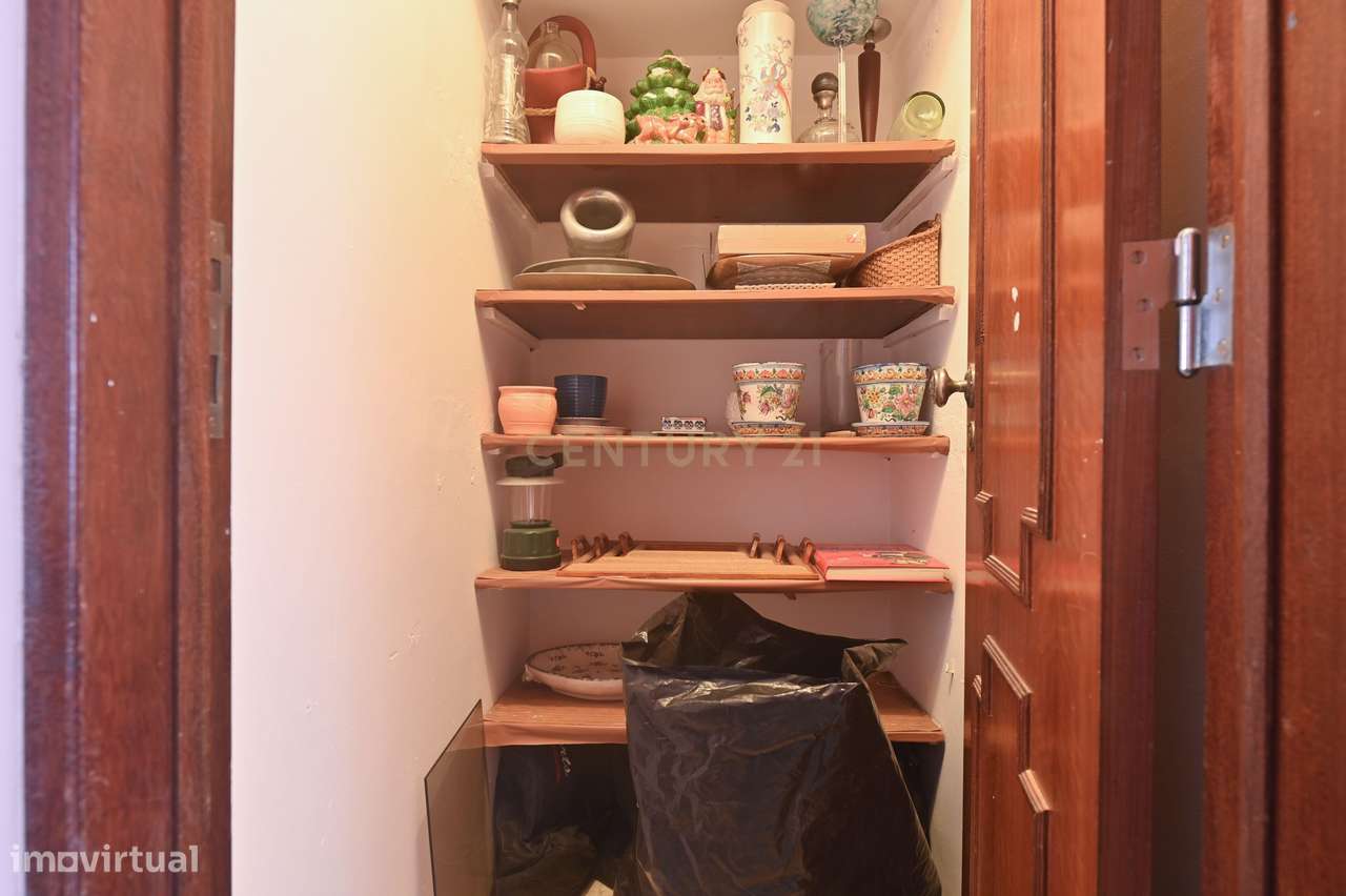 Apartamento T1 para venda na zona de Alcântara-6