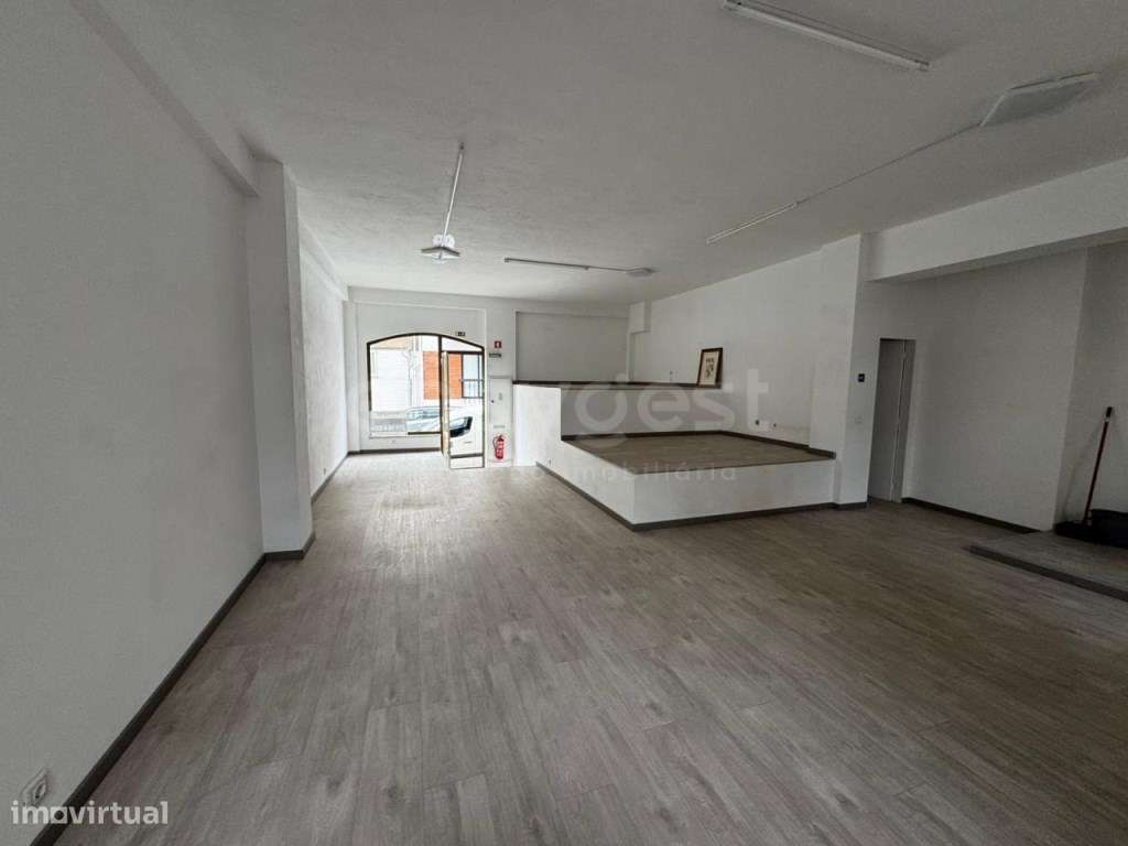 Loja localizada na cidade de Aveiro - Grande imagem: 4/5