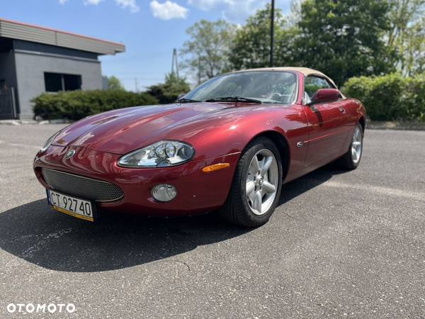 Jaguar XK8 4.0 - 8