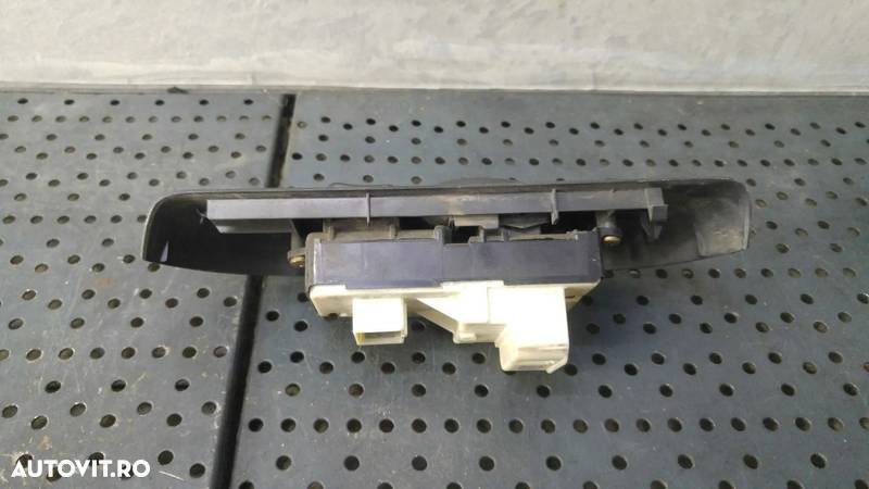 Bloc butoane toyota yaris verso 8482052170 - 2