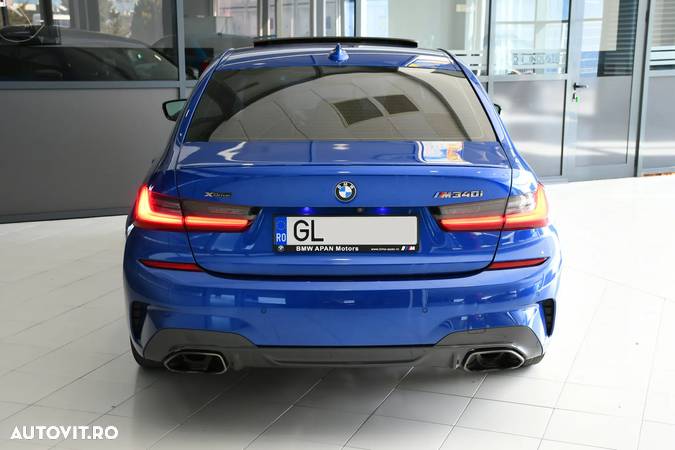 BMW M3 M340i xDrive AT MHEV - 10