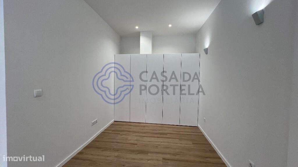 Apartamento T1+1 com Terraço - Grande imagem: 4/17