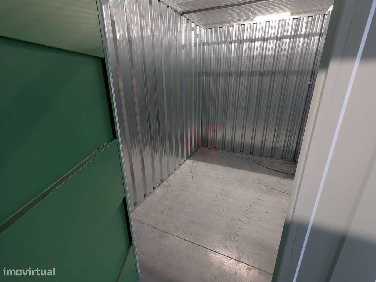 Boxes com áreas entre 5 m² e 18 m² para arrendamento em Fermentões, Gu - Grande imagem: 4/10