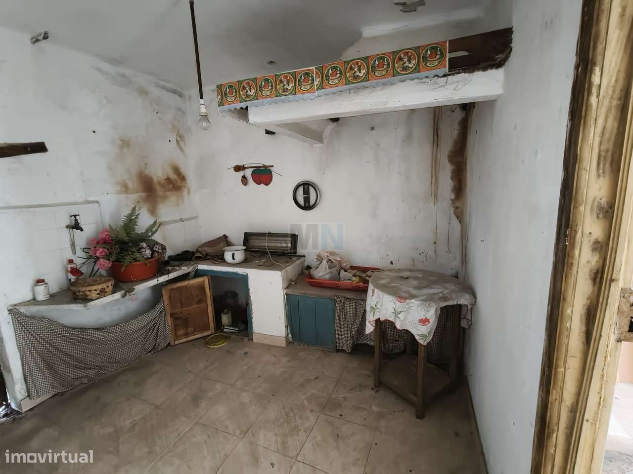 Moradia  para remodelação com Elevado Potencial em Anagueis-7