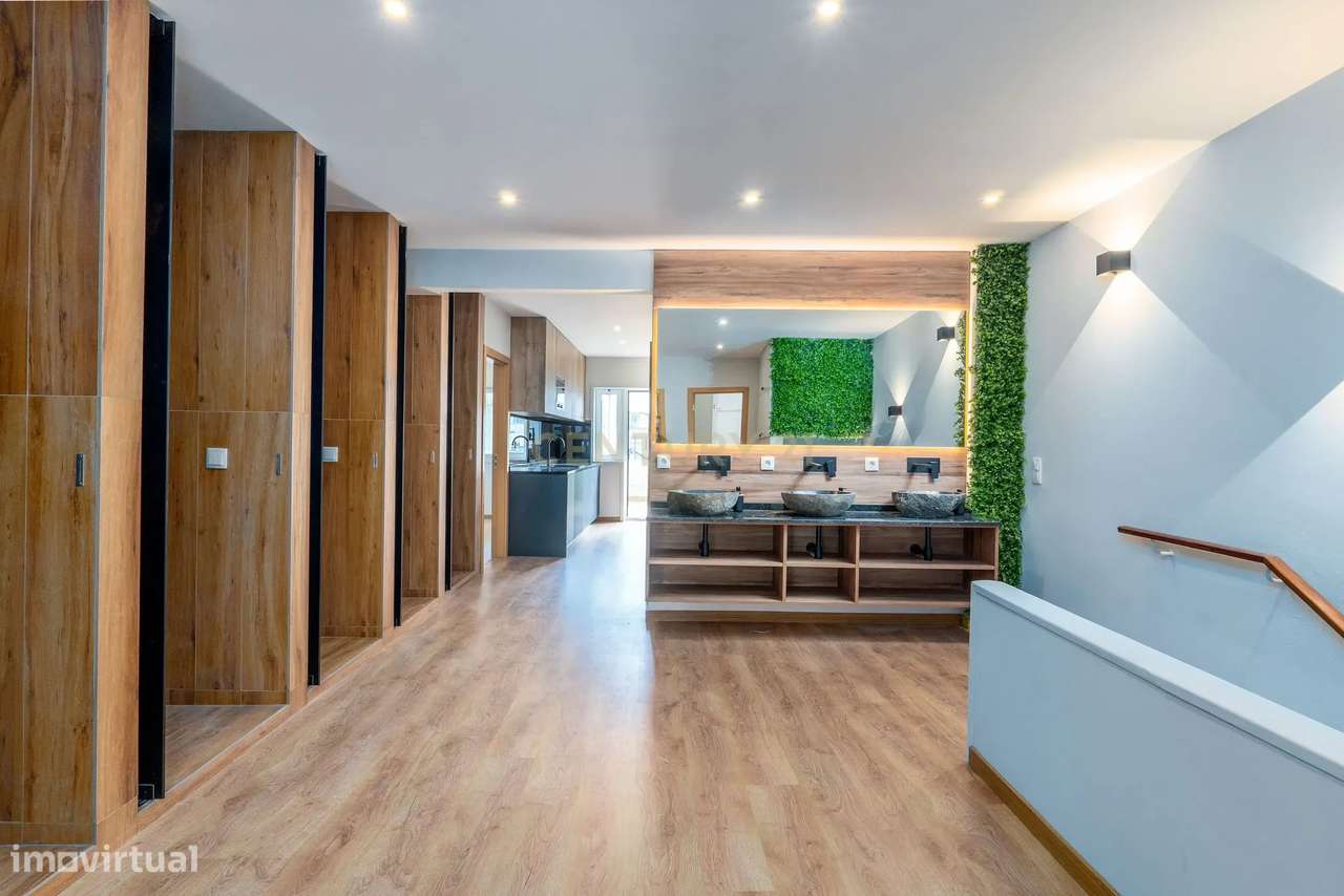 ANDAR MORADIA T4| VENDA| INVESTIMENTO| CENTRO DO PORTO-0