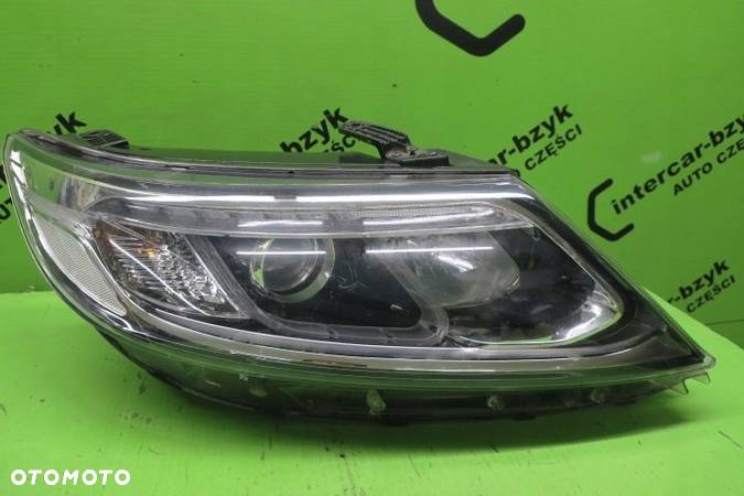 KIA SORENTO REFLEKTOR PRAWY XENON LED 2011 2012- - 1