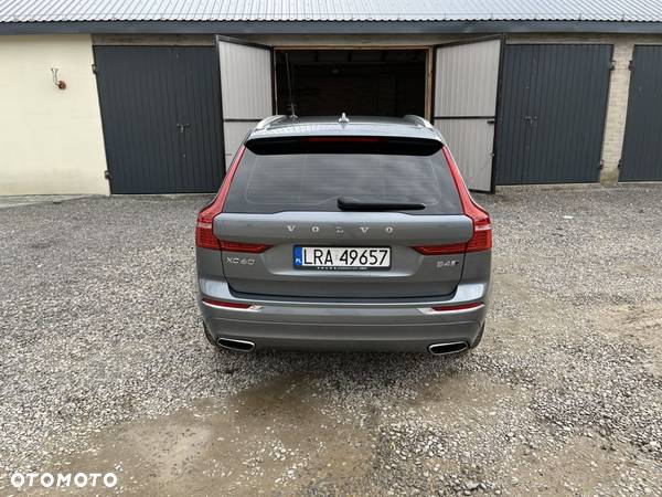 Volvo XC 60 B4 D AWD Inscription - 17