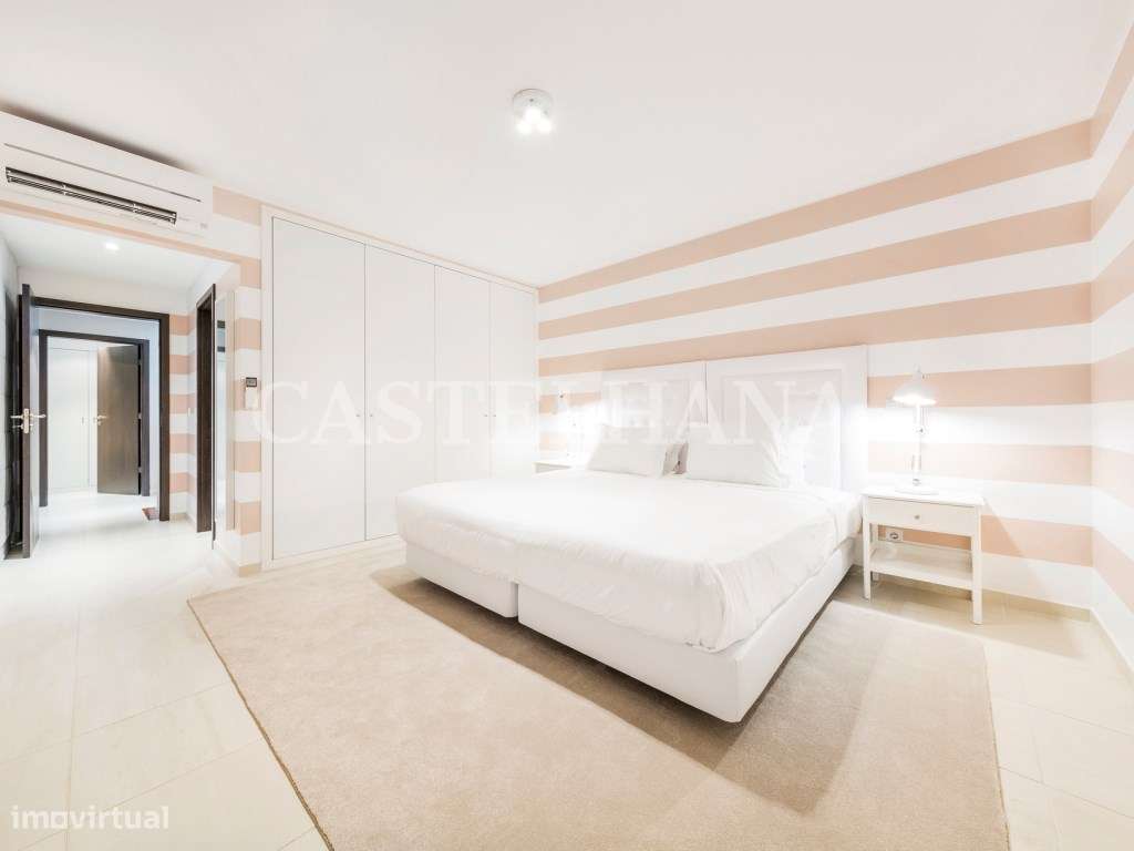 Moradia T3 com jardim, em Vilamoura - Grande imagem: 4/100