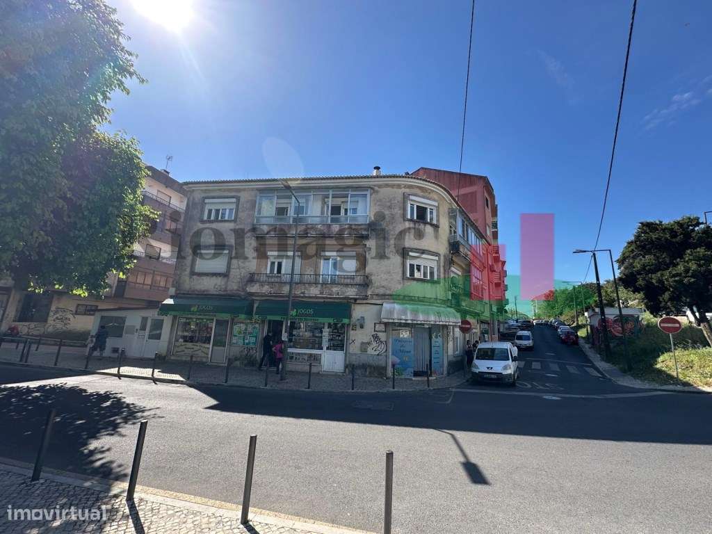 Apartamento T4 - Rio de Mouro-26