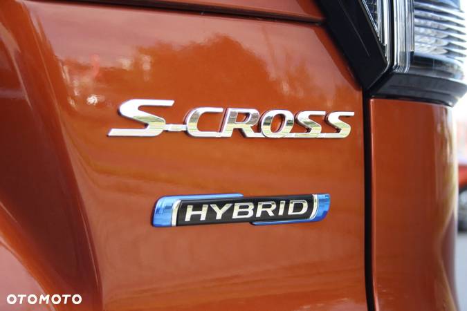 Suzuki SX4 S-Cross 1.5 Strong Hybrid Elegance Sun 4WD AGS - 23