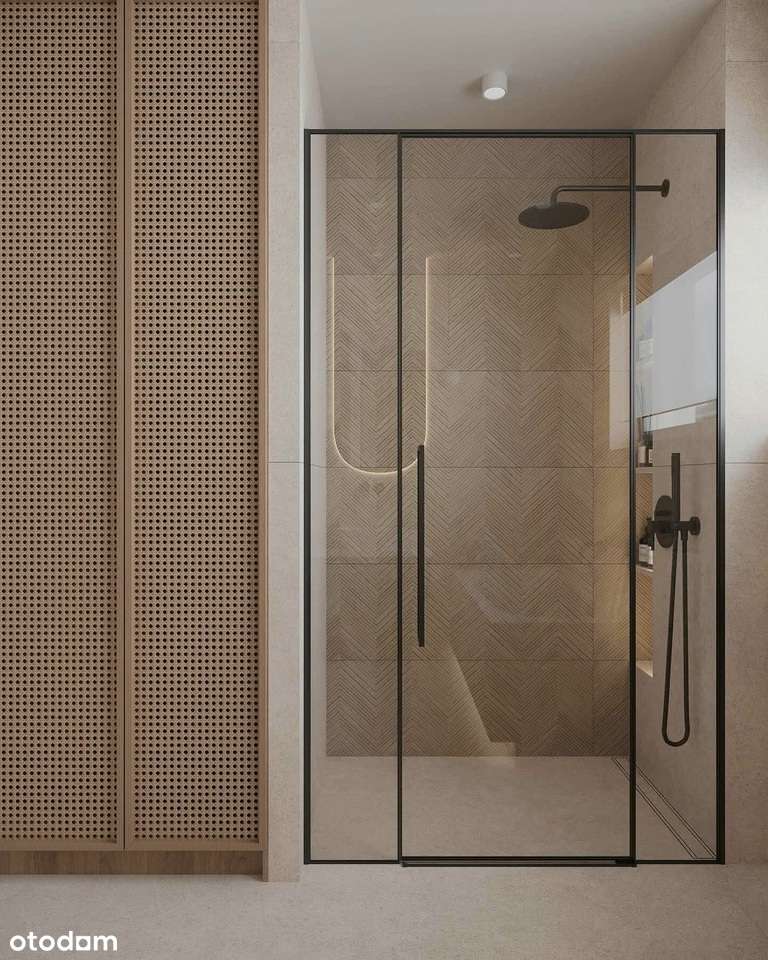 4 pokojowe mieszkanie w ścisłym centrum!-4