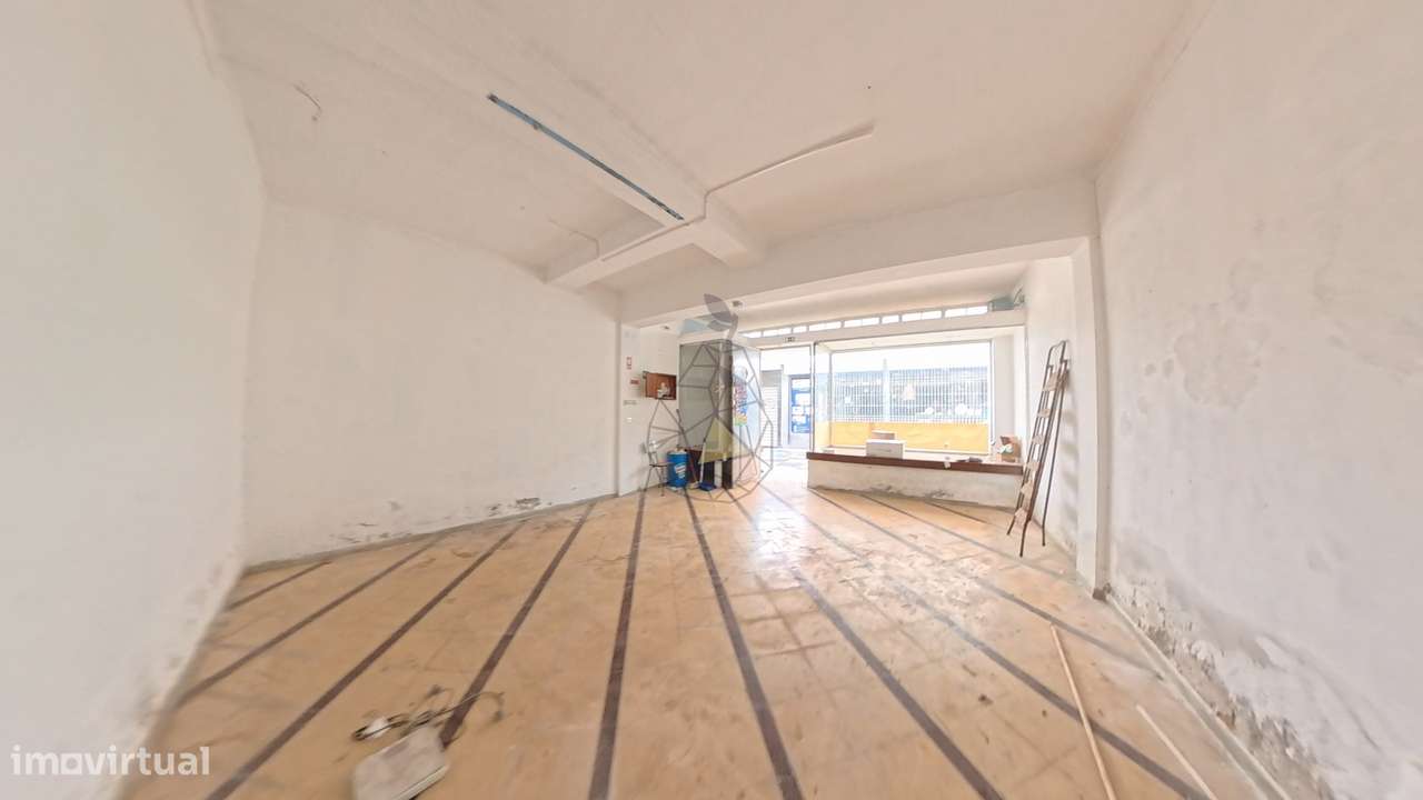 Loja para Arrendamento no Centro de Portimão - Grande imagem: 4/14