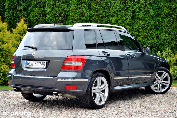 Mercedes-Benz GLK - 4