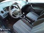 Ford Fiesta 1.25 Ghia - 24