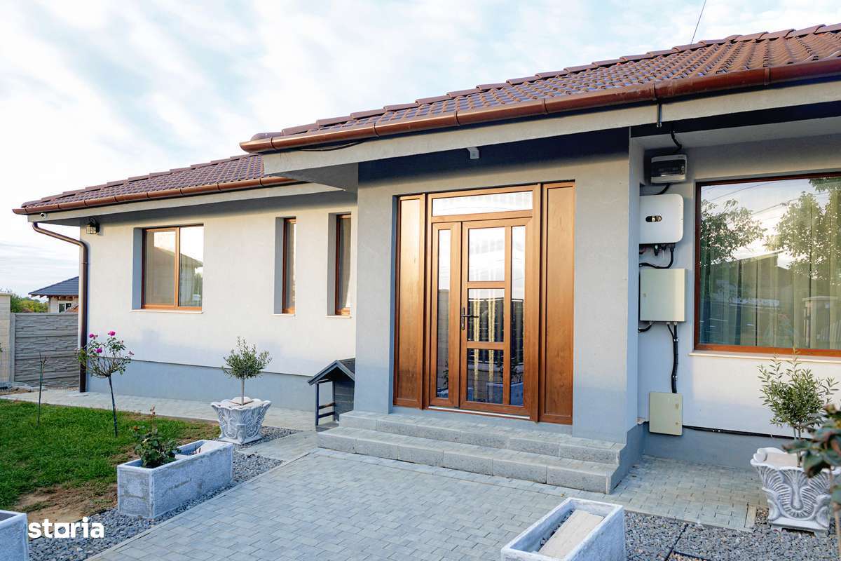 De vânzare – Business la cheie și casă rezidențială „Wild A-frame"-3