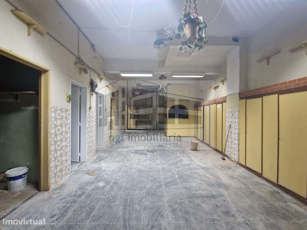 Espaço/armazem para arrendamento no Cacém - Grande imagem: 5/17