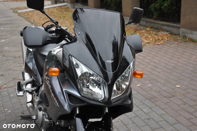 Suzuki V-STROM - 13