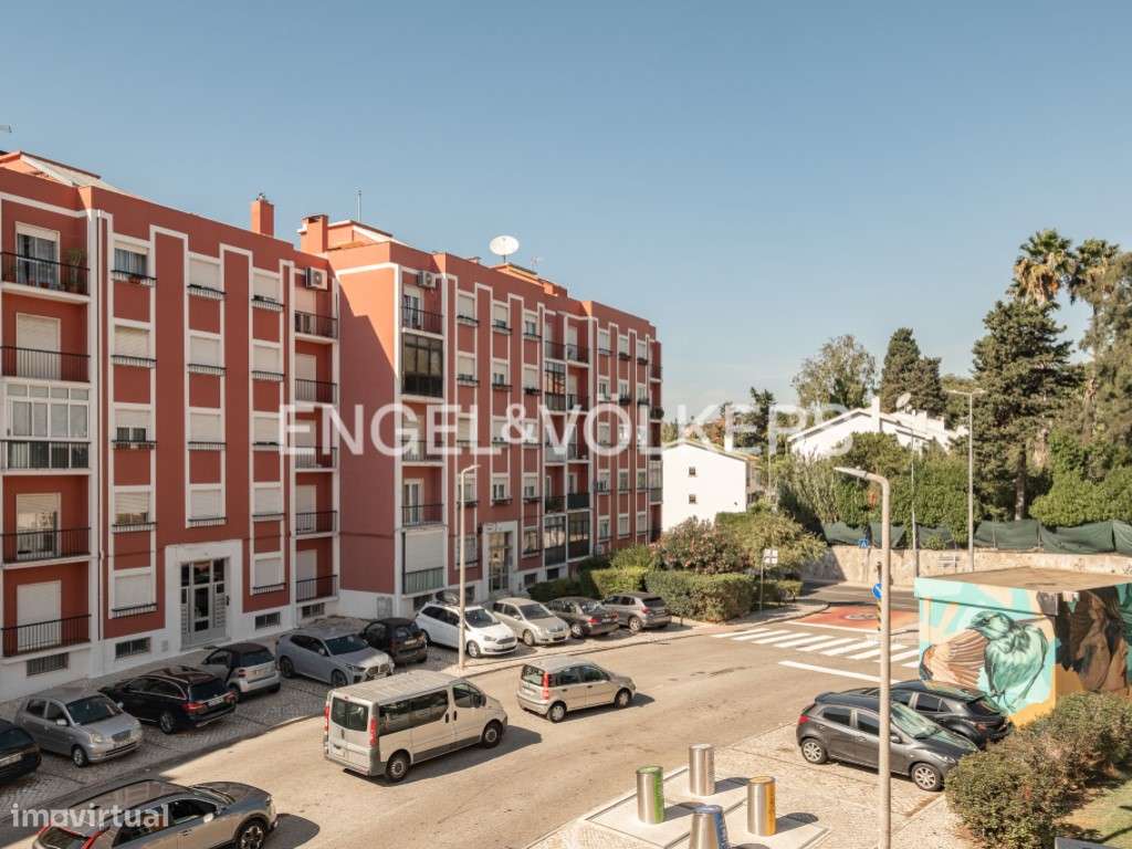 T3 soalheiro próximo a Carcavelos-23