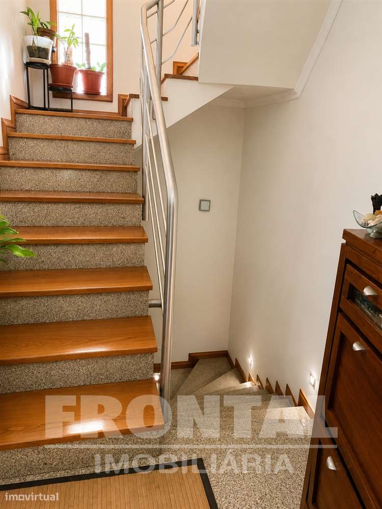 Moradia T3 | Conforto Habitacional e Excelente Localização-14