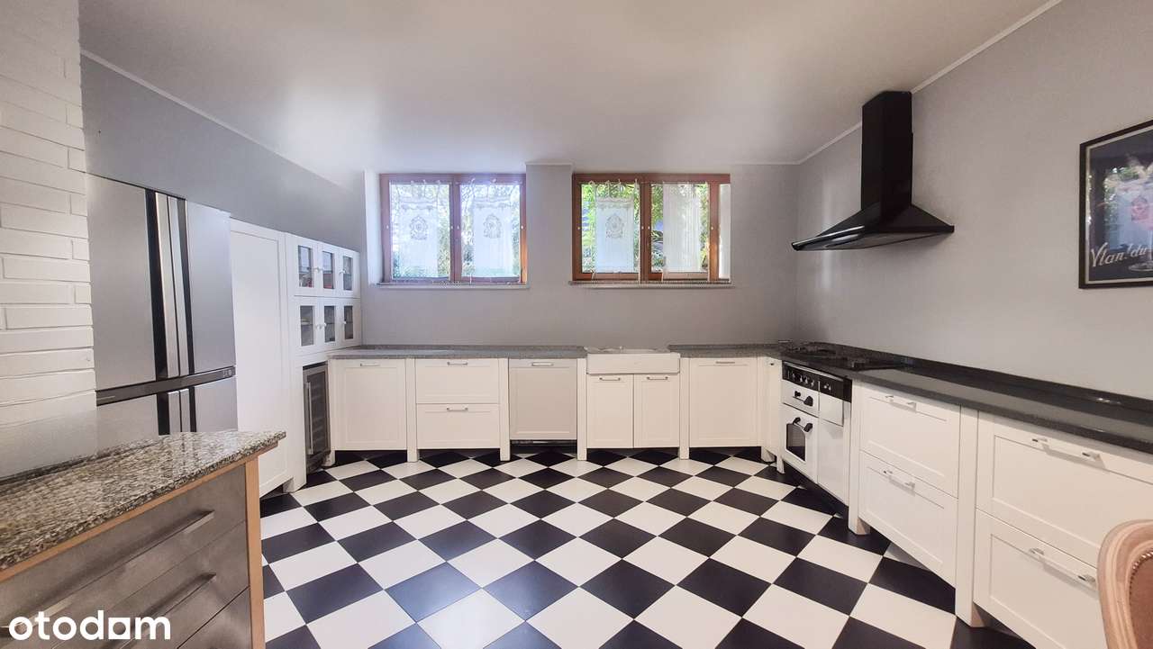 Dom z basenem | Duża działka | Ogród| Garaż |-1