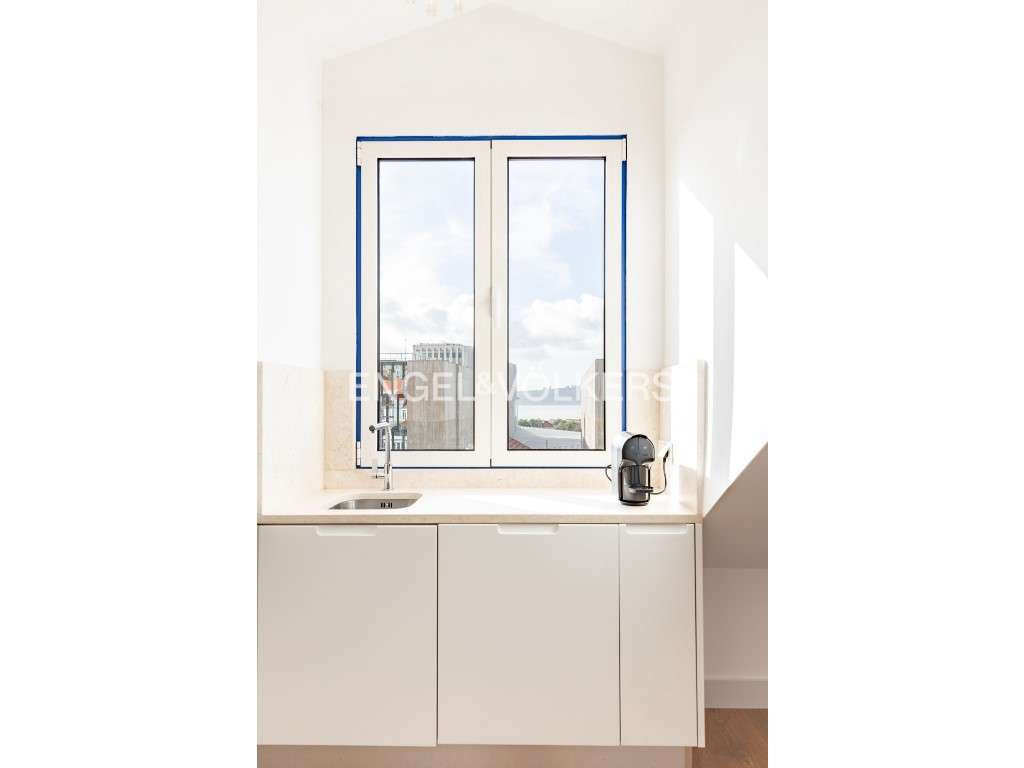 Amplo T2 com vista sobre o rio em Santos Design District-9