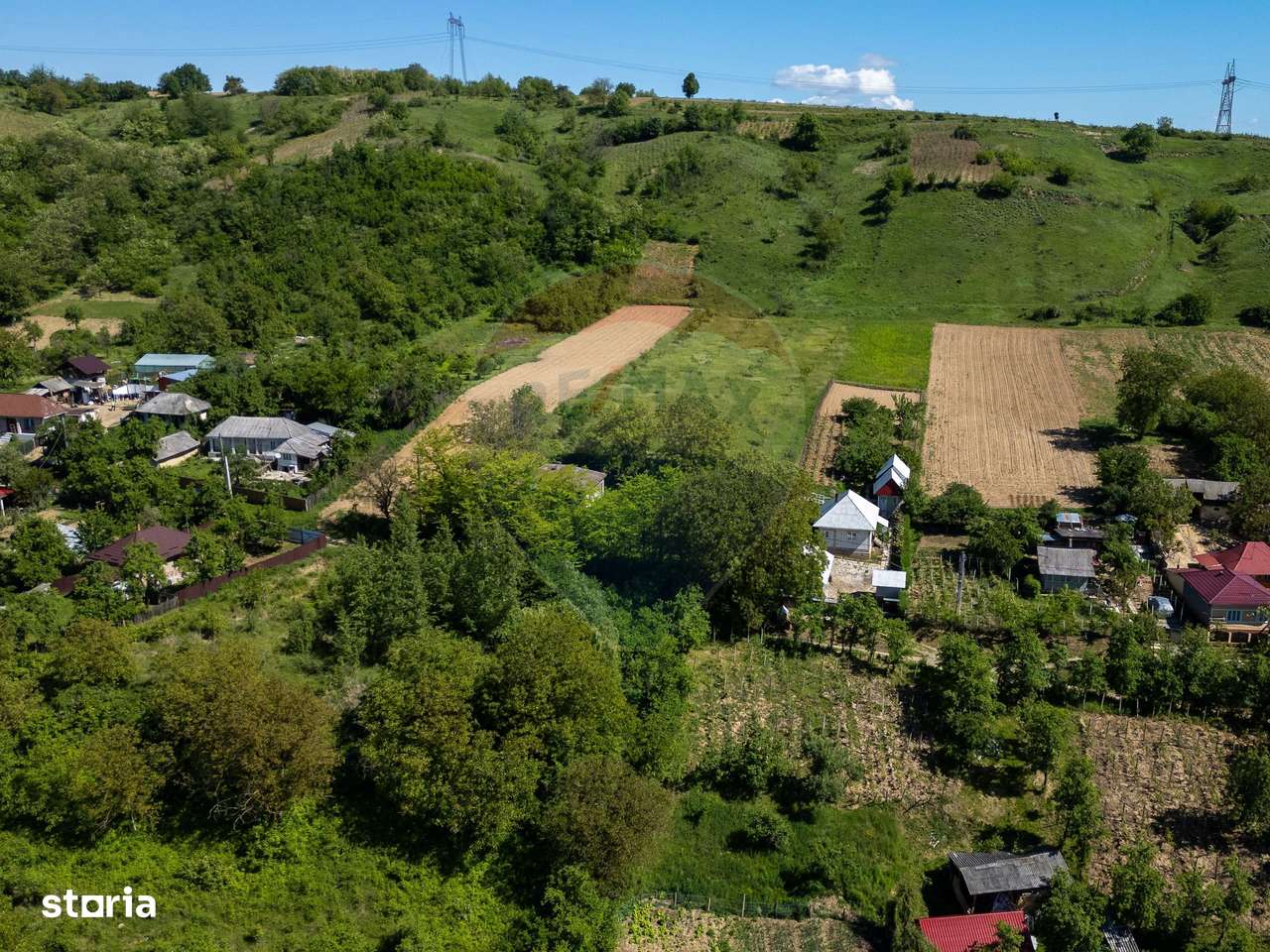 Teren 11.317 mp situat in Parava - Dragusani - Bacau - Imagine principală: 5/5