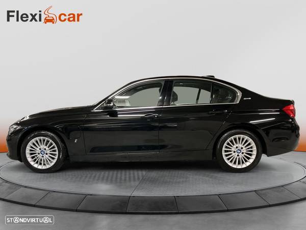 BMW 330 e iPerformance Line Luxury - 3