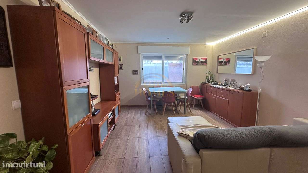 Apartamento T1, atualmente transformado em T1+1, Damaia (Amadora).-5