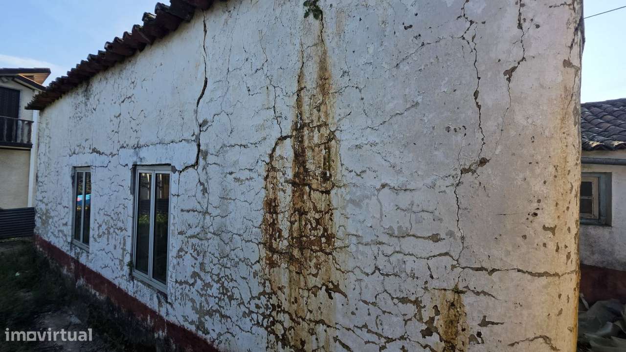 Moradia para restaurar, com terreno, perto de Ferreira do Zêzere-41