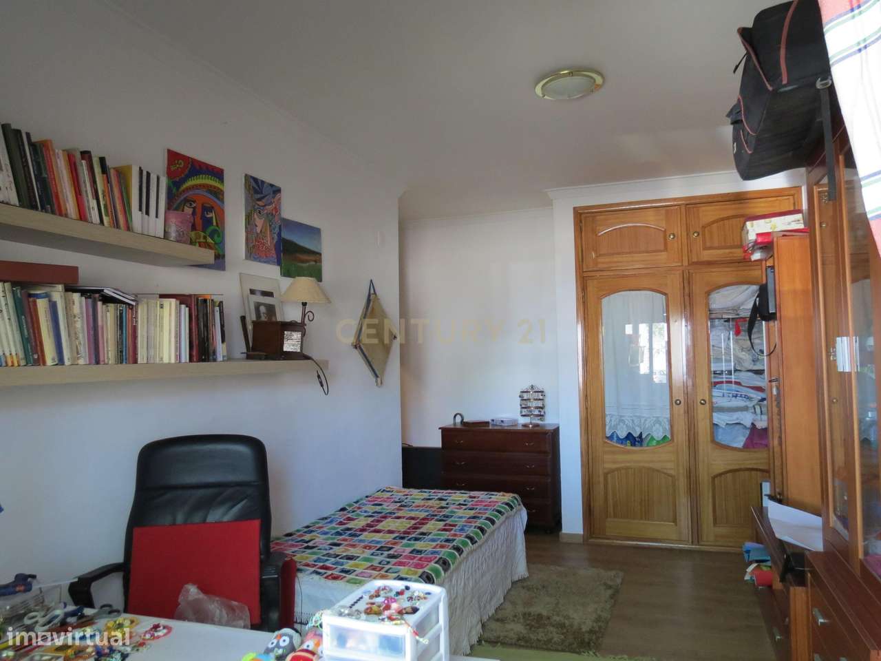 Apartamento T3 na Urbanização Cabeço da Fonte em Mem Martins-17