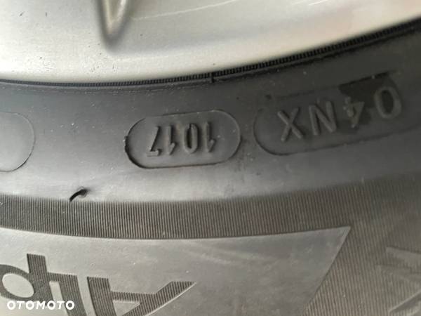 KOŁA FELGI Z OPONAMI ALUMINIOWE SKODA SUPERB 3V0601025 - 3