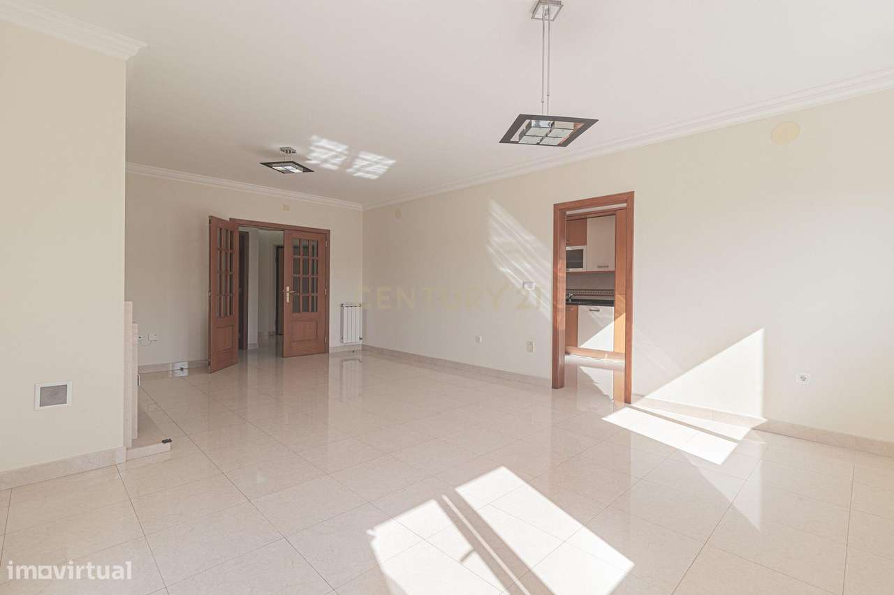 Apartamento T2 em Mafra — Luminoso, Espaçoso e Pronto a Viver-8