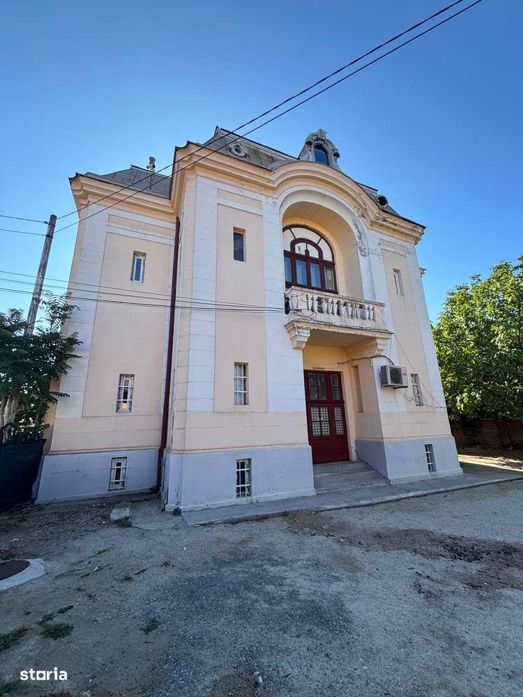 DGM IMOBILIARE: Imobil " UNICAT" , situat ultracentral - Imagine principală: 4/18