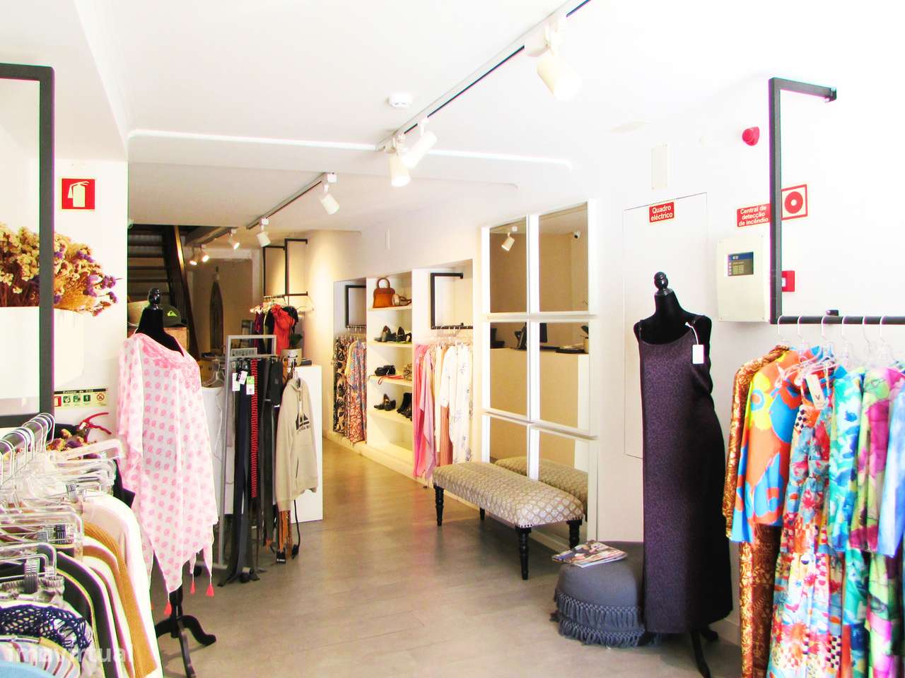 Prédio no Centro Histórico de Santarém - Grande imagem: 4/23