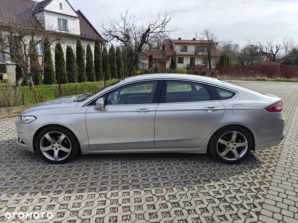 Ford Mondeo 2.0 TDCi Titanium - 24