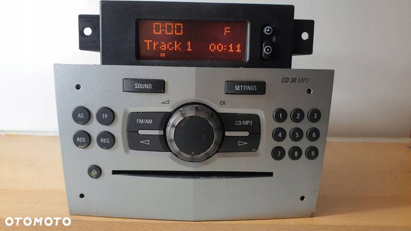 RADIO CD30 Mp3 OPEL CORSA D KOMPLET WYŚWIETLACZ - 1