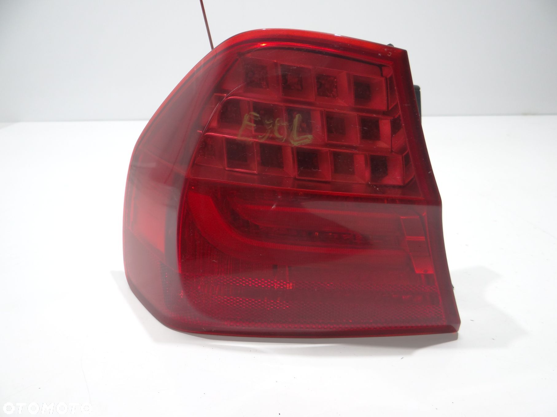 LAMPA LEWA TYLNA LEWY TYŁ BŁOTNIK BMW E90 OE 7154153 - 1