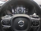 Volvo XC 60 T5 AWD Momentum Pro - 20