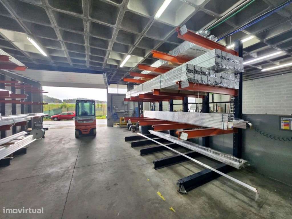 Armazém para arrendamento em Sequeira, Braga - Grande imagem: 3/15