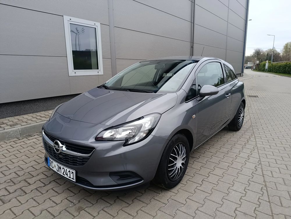 Opel Corsa E 1.2 16V Essentia 2016