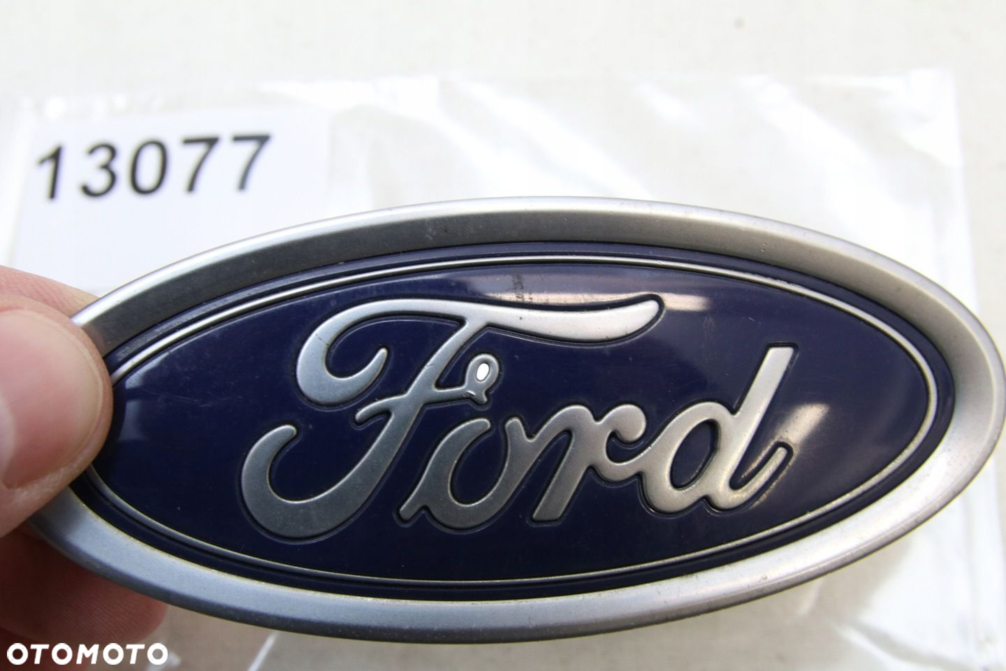 Logo Emblemat znaczek zderzak przod ORYGINAŁ Ford Mondeo V 5 mk5 2014-2019 - 2