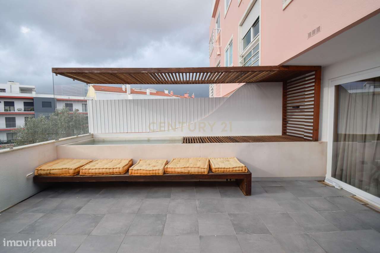 Oportunidade Única – Magnífico Apartamento T2 em Casal de Cambra - Grande imagem: 5/26