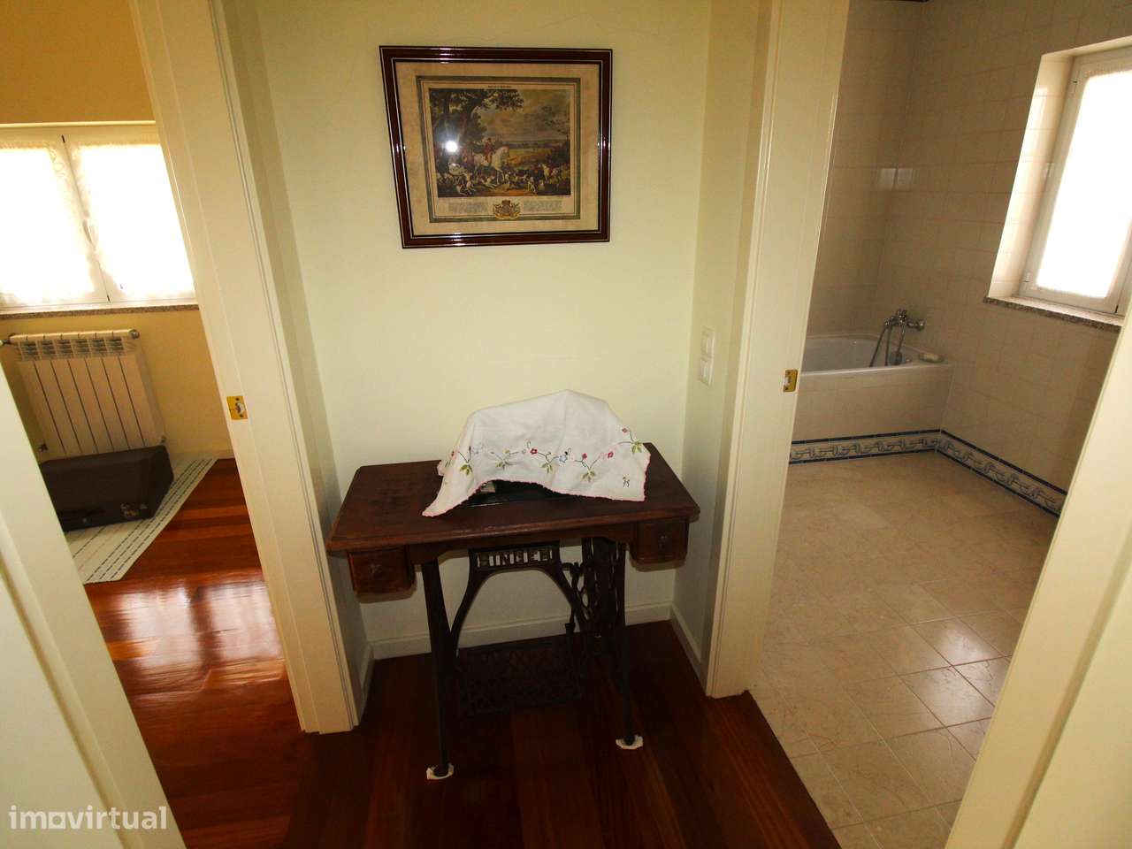 Elegante Moradia T4 Familiar-22